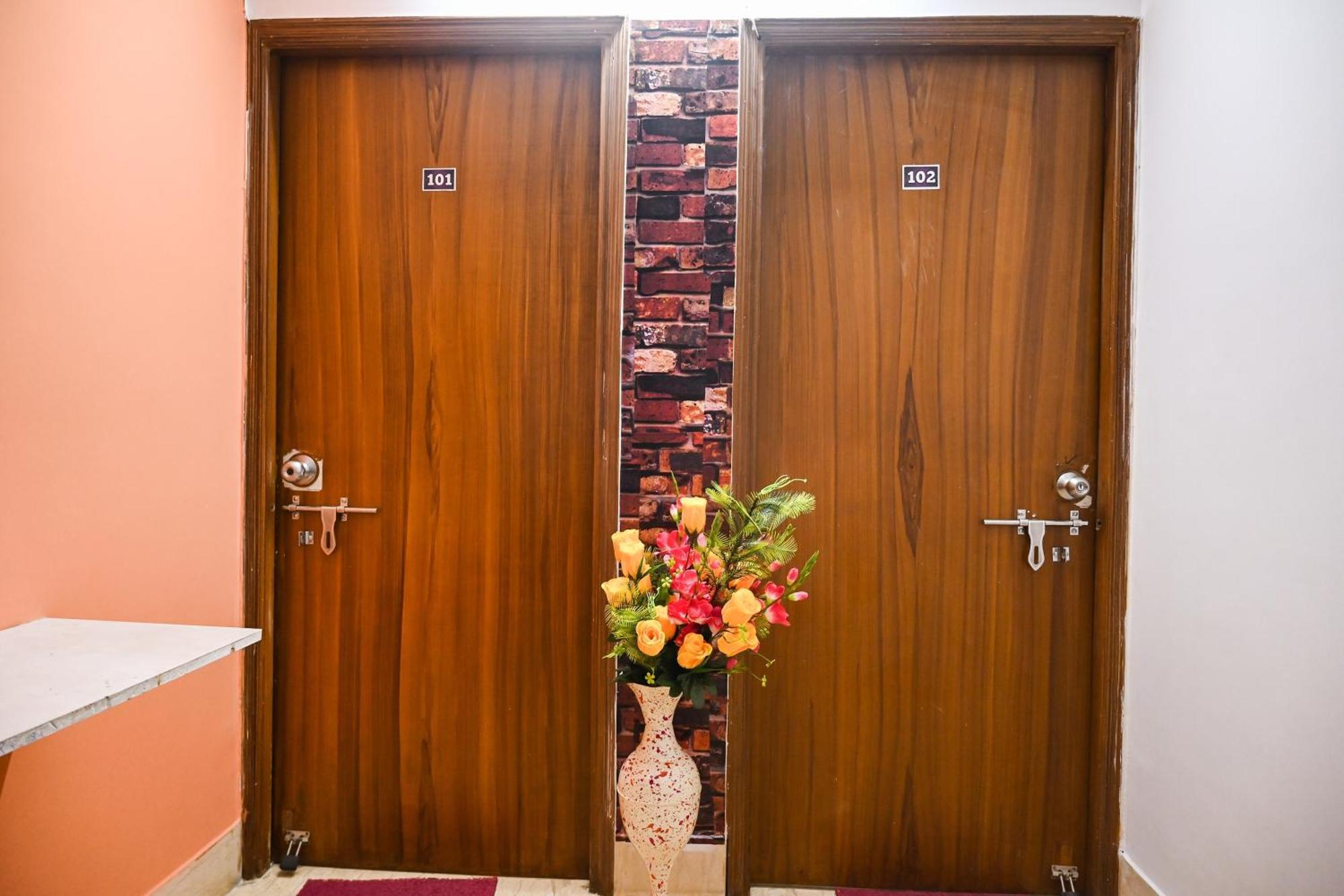 Hotel O Shraddha Residency 2 コルカタ エクステリア 写真