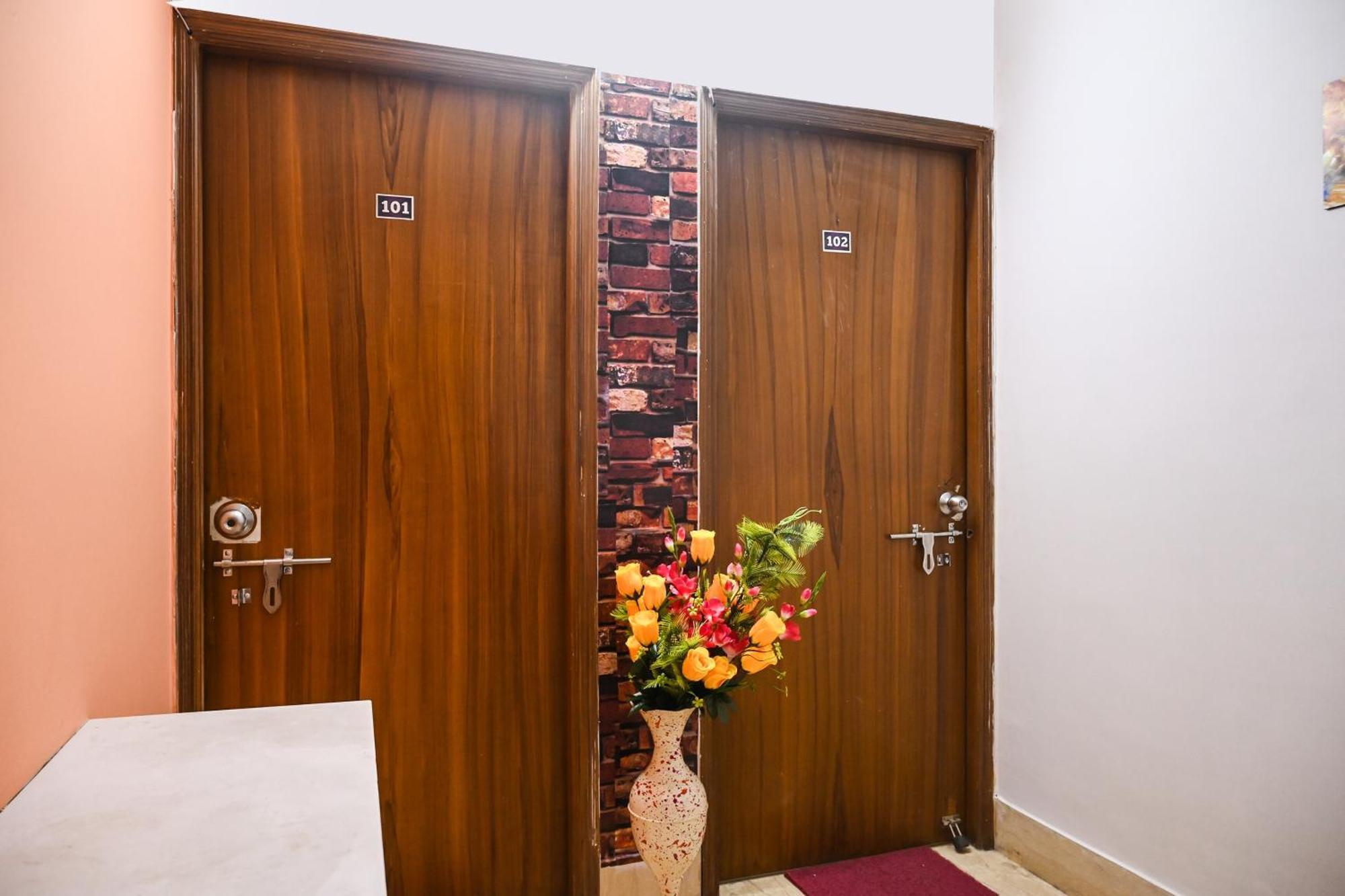 Hotel O Shraddha Residency 2 コルカタ エクステリア 写真